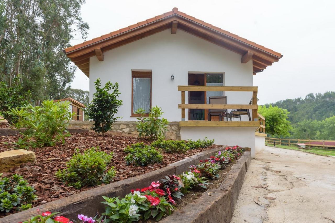 Apartamentos Rurales Las Garzas De Oyambre San Vicente De La Barquera Exterior photo